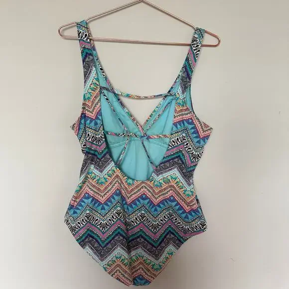 Liz Claiborne Womens One Piece Swimsuit 14 Curvy Colorful Beach Summer Vacation - Picture 6 of 6